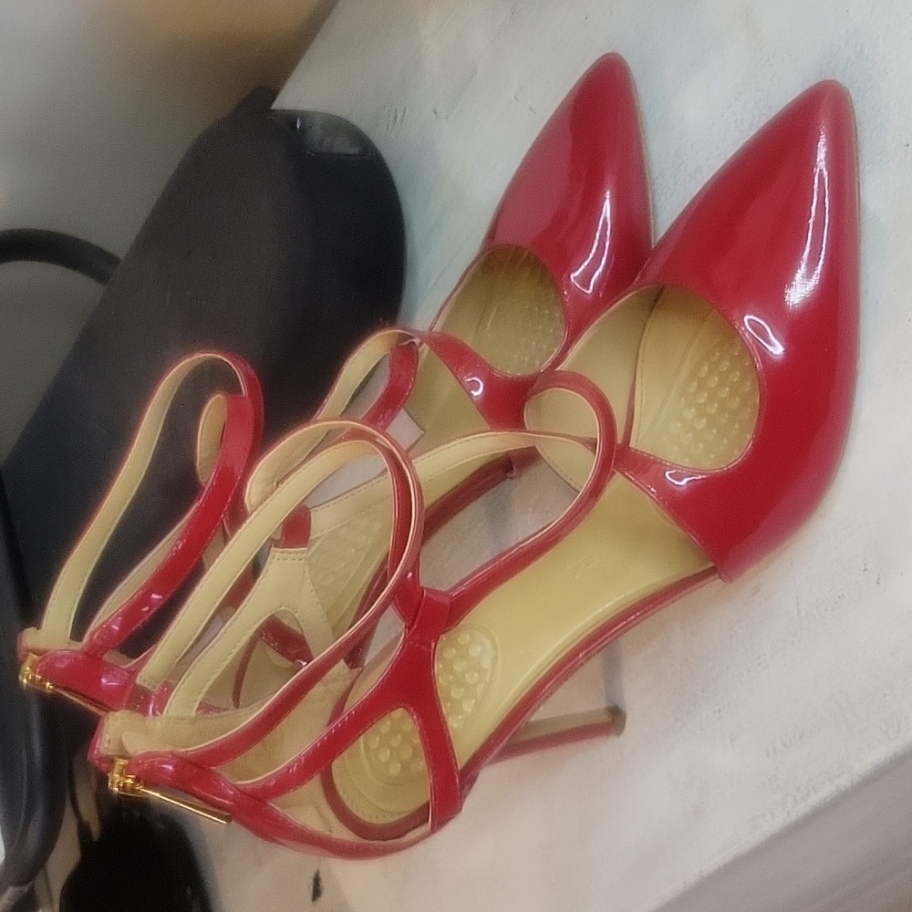 Michael Kors  Red Strappy Heels SZ 9M - Picture 4 of 10